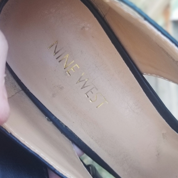 Black Vegan Wedge Heels w/Heel Zippers - Picture 10 of 11